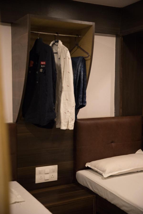 Hotel Alibaba Βομβάη Εξωτερικό φωτογραφία