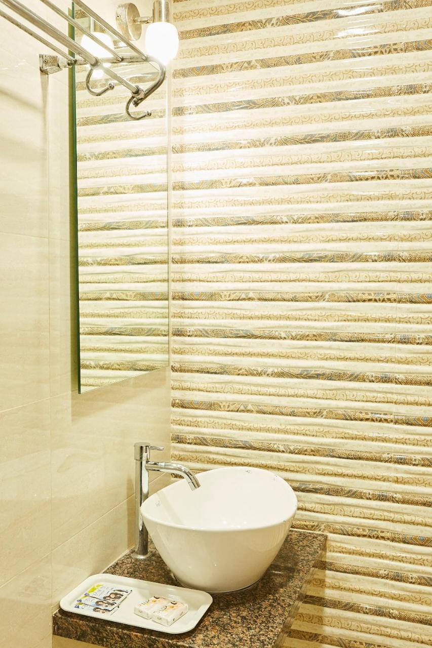 Hotel Alibaba Βομβάη Εξωτερικό φωτογραφία